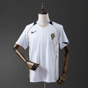 Retro Portugal 2004 Bortedrakt Fotballdrakt Herre