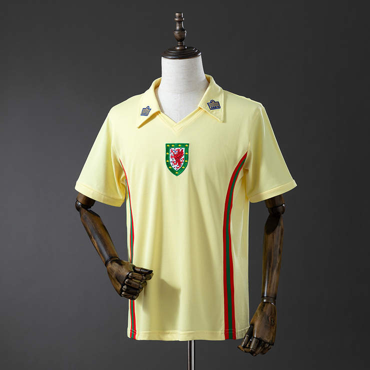 Retro Wales 1976/79 Bortedrakt Gul Herre Fotballdrakt